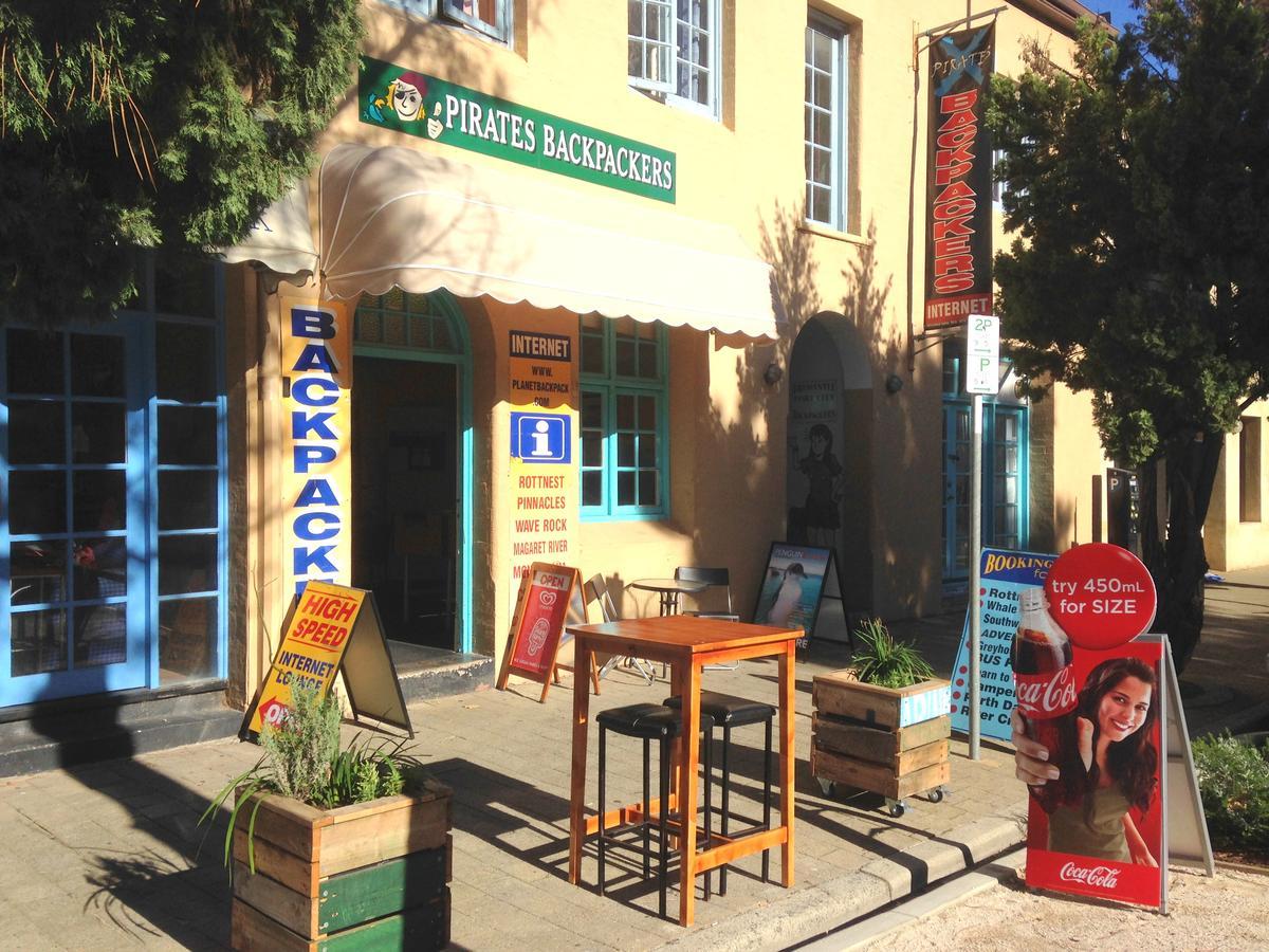 Hostel Pirates Backpackers Fremantle Exterior foto